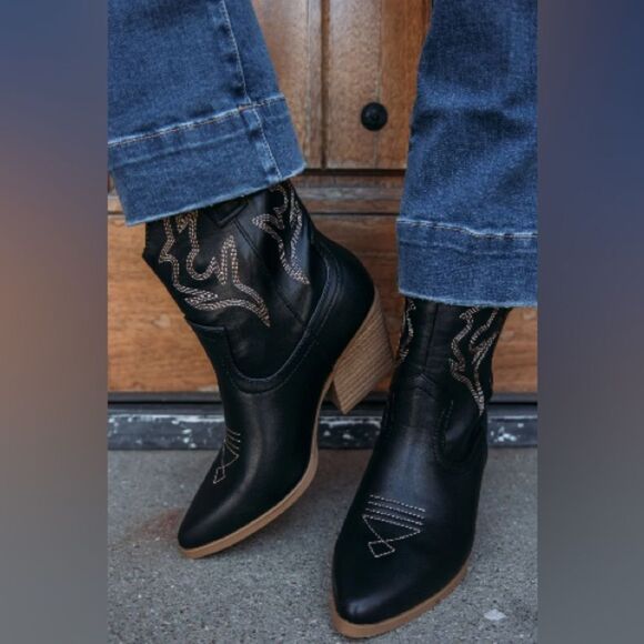 BLACK WITH BEIGE TRIM SHORT VERSION WESTERN BOOTIES - Picture 6 of 13